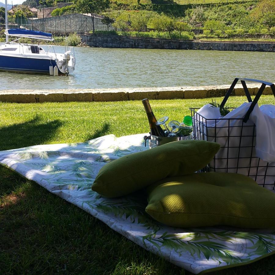 Douro Suites Ribadouro Luaran gambar