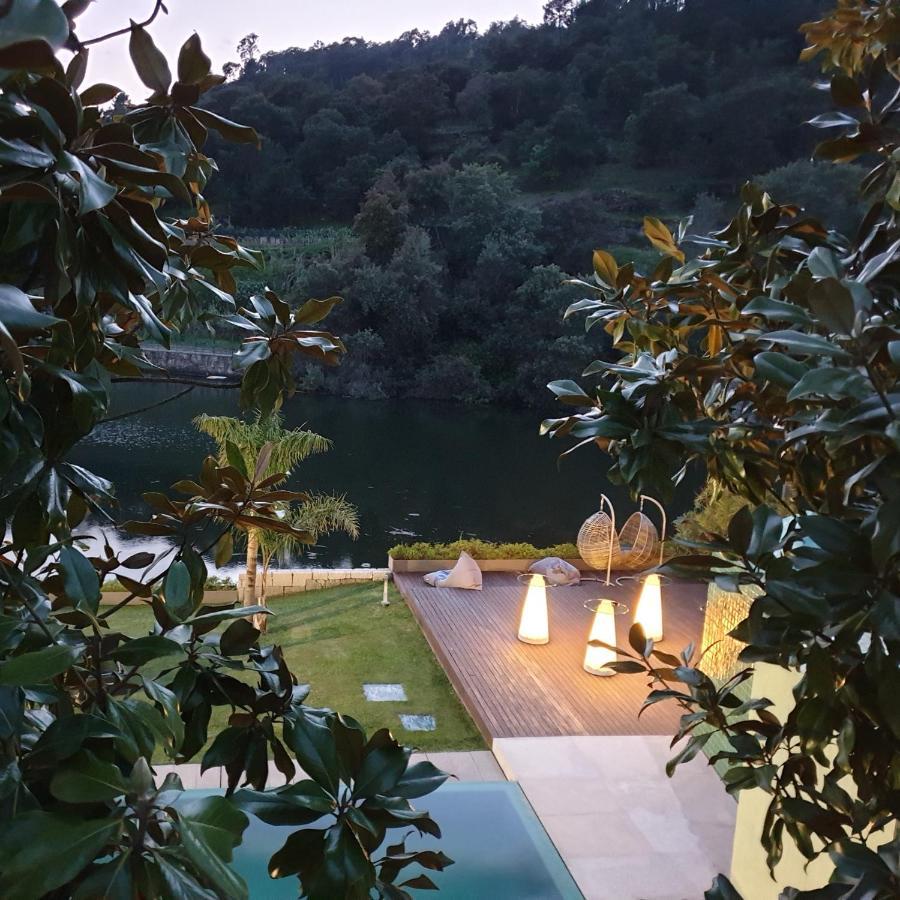 Douro Suites Ribadouro Luaran gambar