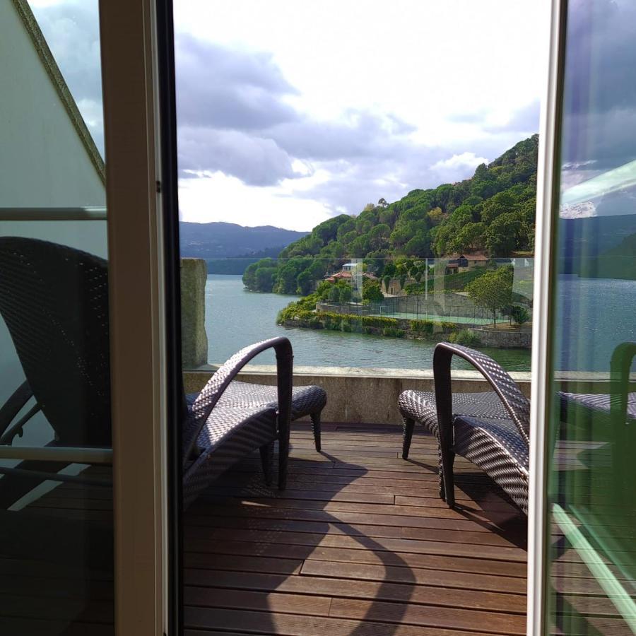 Douro Suites Ribadouro Luaran gambar