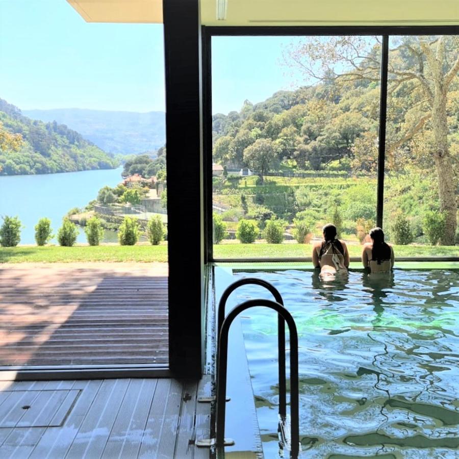 Douro Suites Ribadouro Luaran gambar